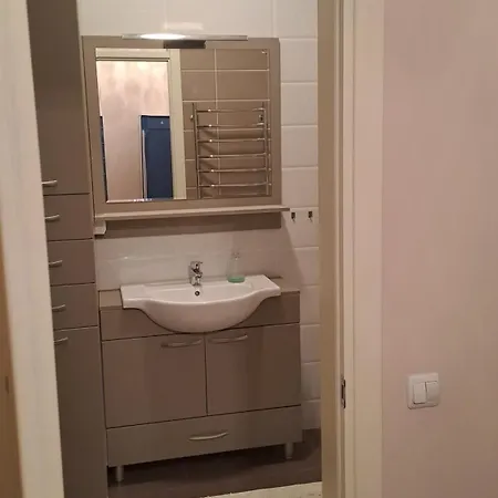 Airport/parking/vinieta.md Apartment *